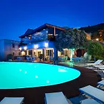 Temenos Luxury & אורטקנט