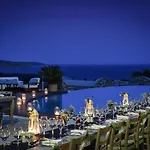 מלון Temenos Luxury &
