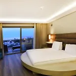 מלון Temenos Luxury & 4*