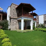 Temenos Luxury &