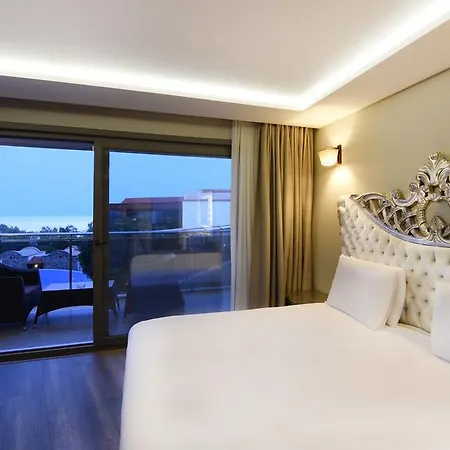 Temenos Luxury & 호텔 오르타켄트