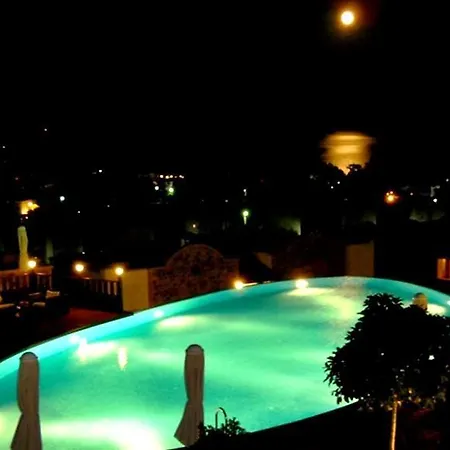 Temenos Luxury & أورتاكنت