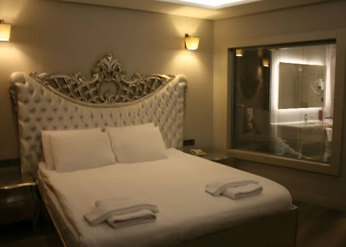 ホテル Temenos Luxury & オータキャンツ