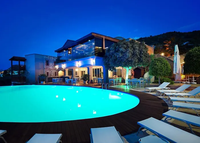 Temenos Luxury & オータキャンツ