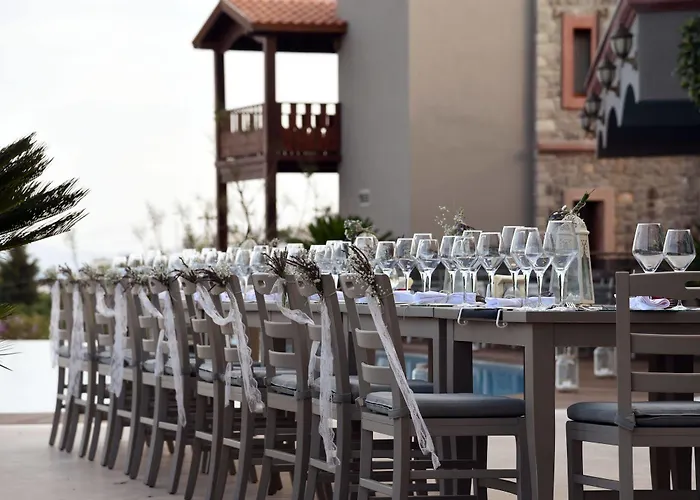 Temenos Luxury & ホテル 4*